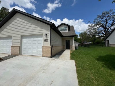/international/us/417-w-dulin-street-sherman-tx-110107283746/