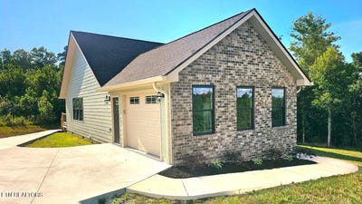 /international/us/783-elb-private-drive-huntsville-tn-110108206835/