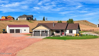 /international/us/7300-red-stone-rd-gillette-wy-110120584067/