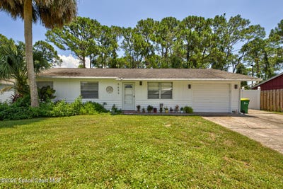 /international/us/6689-cecil-road-cocoa-fl-110101220336/