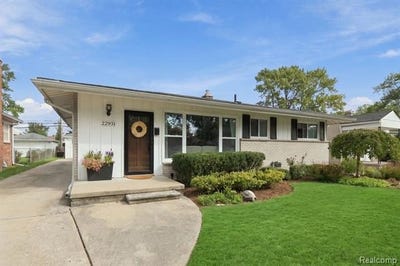 /international/us/22931-lingemann-street-st-clair-shores-mi-110120414155/