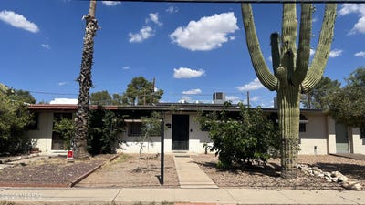 /international/us/5049-s-mountain-avenue-tucson-az-110099953261/
