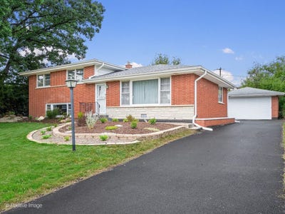 /international/us/11146-84th-place-willow-springs-il-110119914489/
