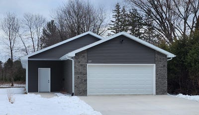 /international/us/217-2nd-street-stevens-point-wi-110106717863/