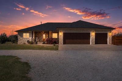/international/us/2601-s-brookmeadow-dr-garden-plain-ks-110107165809/