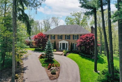 /international/us/4432-ira-road-akron-oh-110099295069/