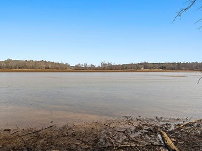 /international/us/429-terrapin-pointe-rd-hodges-sc-110105332165/