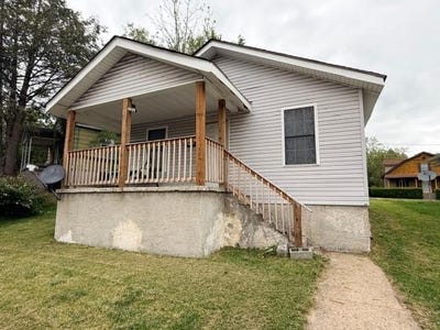 /international/us/773-s-fayette-st-beckley-wv-110108061584/
