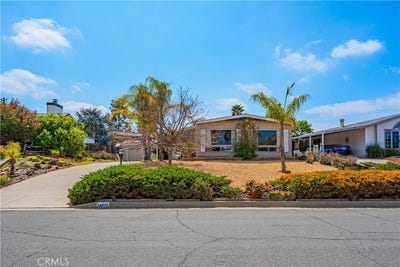/international/us/34835-the-farm-road-wildomar-ca-110098409315/?lang=zh-cn