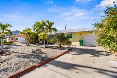 /international/us/1350-holiday-drive-englewood-fl-110098054036/