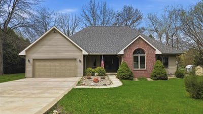 /international/us/307-portage-dixon-il-110107462989/