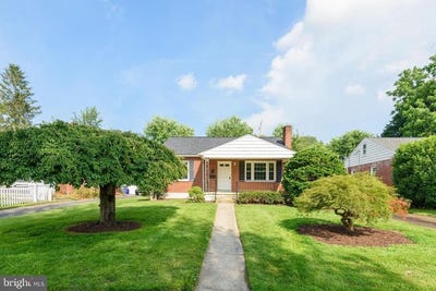 /international/us/233-maryland-avenue-oxford-pa-110101193091/?lang=id