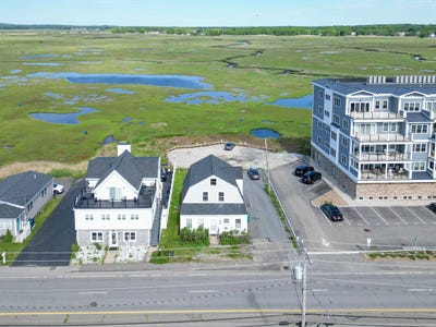 /international/us/531-ocean-boulevard-hampton-nh-110108492351/