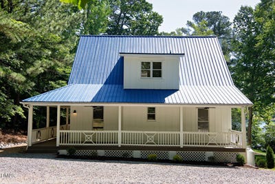 /international/us/116-deerwood-court-littleton-nc-110108238459/