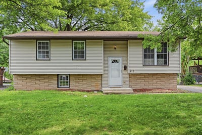 /international/us/419-e-maple-drive-glenwood-il-110108610226/