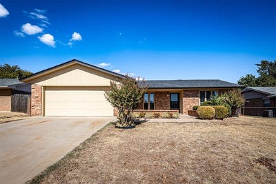 /international/us/7911-nw-echo-road-lawton-ok-110120625574/