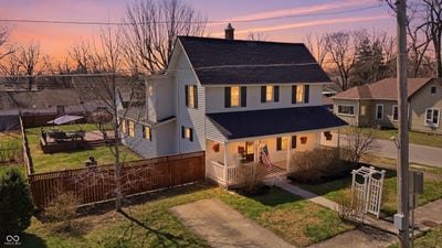 /international/us/1607-cherry-street-noblesville-in-110106765929/