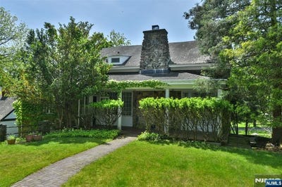 /international/us/584-w-saddle-river-road-upper-saddle-river-nj-110108390563/