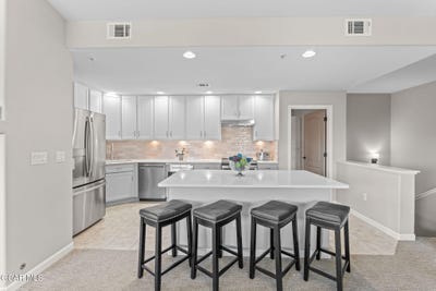 /international/us/6262-kilmer-loop-arvada-co-110107987275/