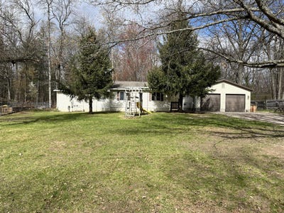 /international/us/119-forest-park-court-prudenville-mi-110107255034/