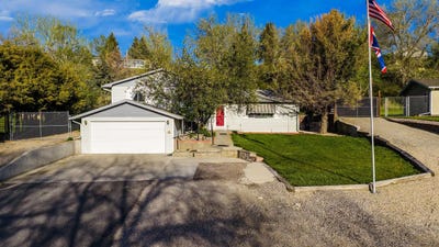 /international/us/70-upper-clear-creek-road-buffalo-wy-110107989260/