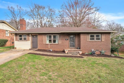 /international/us/117-lincoln-drive-spartanburg-sc-110107287073/