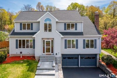 /international/us/40-country-side-drive-rocky-hill-ct-110107817804/
