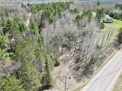 /international/us/county-road-581-ishpeming-mi-110108122875/