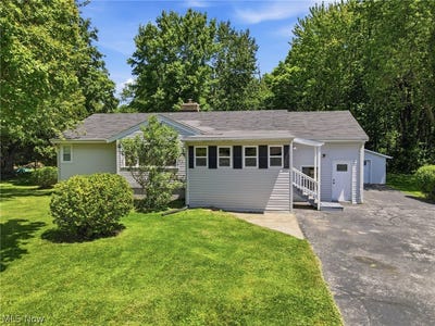 /international/us/2542-circle-drive-painesville-oh-110108552973/