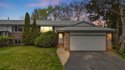 /international/us/10330-rhode-island-circle-bloomington-mn-110107878009/
