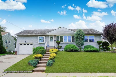 /international/us/24-n-parkview-terrace-hazlet-nj-110101210761/
