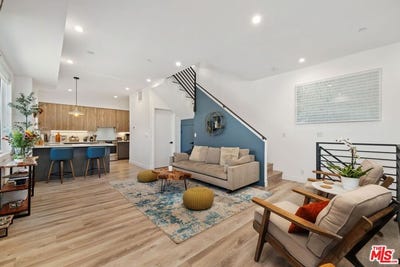 /international/us/4912-s-centinela-ave-los-angeles-ca-110097713953/