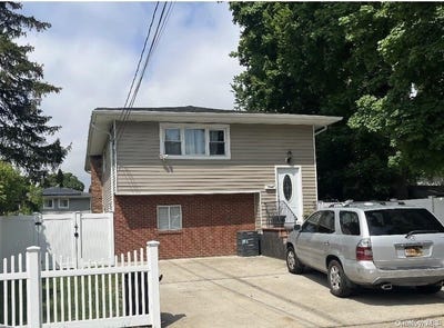 /international/us/263-siegel-street-westbury-ny-110102196422/