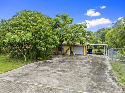/international/us/212-indian-hills-drive-fort-pierce-fl-110101096316/