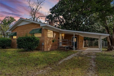/international/us/359-wisteria-street-fairhope-al-110108235733/