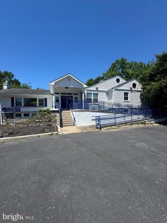 /international/us/44-s-state-street-vineland-nj-110107584295/