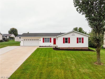 /international/us/294-apple-ridge-drive-apple-creek-oh-110110308074/