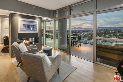 /international/us/13700-marina-pointe-dr-marina-del-rey-ca-110104223305/