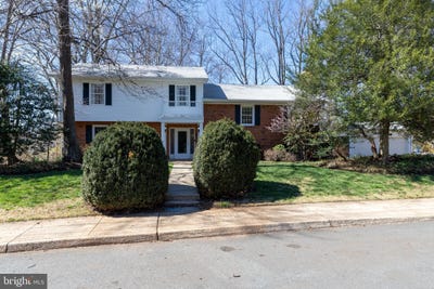 /international/us/2513-hillwood-place-charlottesville-va-110106760381/