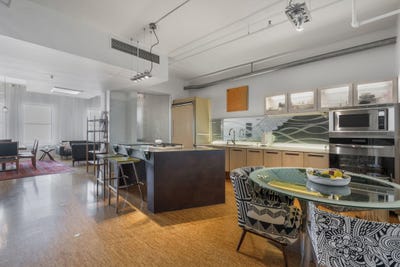 /international/us/219-central-avenue-nw-albuquerque-nm-110106553181/