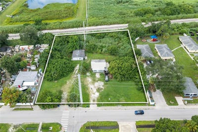 /international/us/mango-avenue-sarasota-fl-110110342081/
