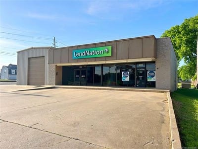 /international/us/403-e-8th-street-okmulgee-ok-110120666773/