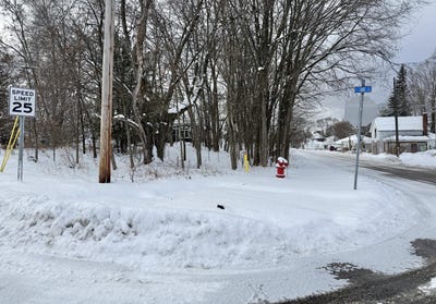 /international/us/109-w-morgan-street-boyne-city-mi-110104151390/