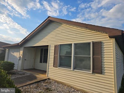 /international/us/555-honeysuckle-court-pine-grove-pa-110101347940/