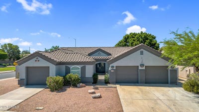 /international/us/5529-e-holmes-avenue-mesa-az-110100590956/