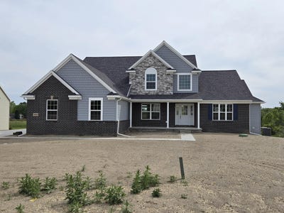 /international/us/11655-hillside-drive-dexter-mi-110108387191/