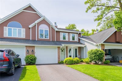 /international/us/15-wind-loft-circle-perinton-ny-110099934270/