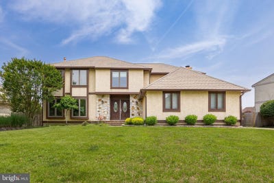 /international/us/22-country-walk-cherry-hill-nj-110100130847/