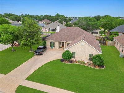 /international/us/1022-belmont-drive-kennedale-tx-110108015061/