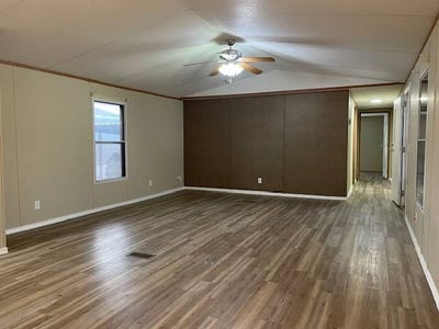 /international/us/2300-ward-bend-rd-sealy-tx-110107501588/